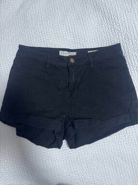 Bullhead shorts